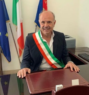 Milazzo (ME) - Il Sindaco relaziona in Consiglio sui primi 12 mesi di attività