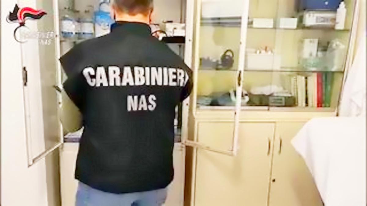 Mense ospedaliere sotto accusa: l’82% delle strutture non è in regola