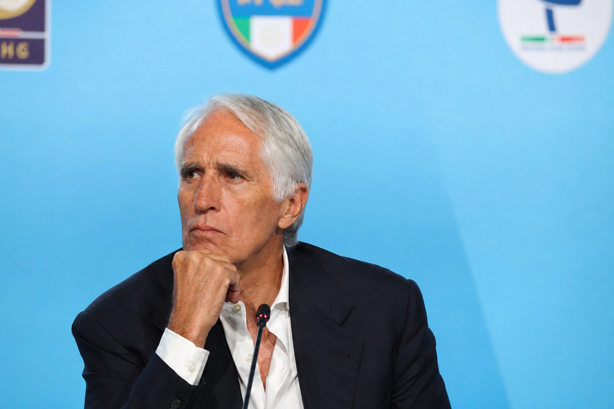 Giovanni Malagò nuovo presidente della FIGC: eletto con il 68,58% dei voti. “Con voi posso fare tutto”. Subito al lavoro su riforme, Nazionale e rapporti con la politica